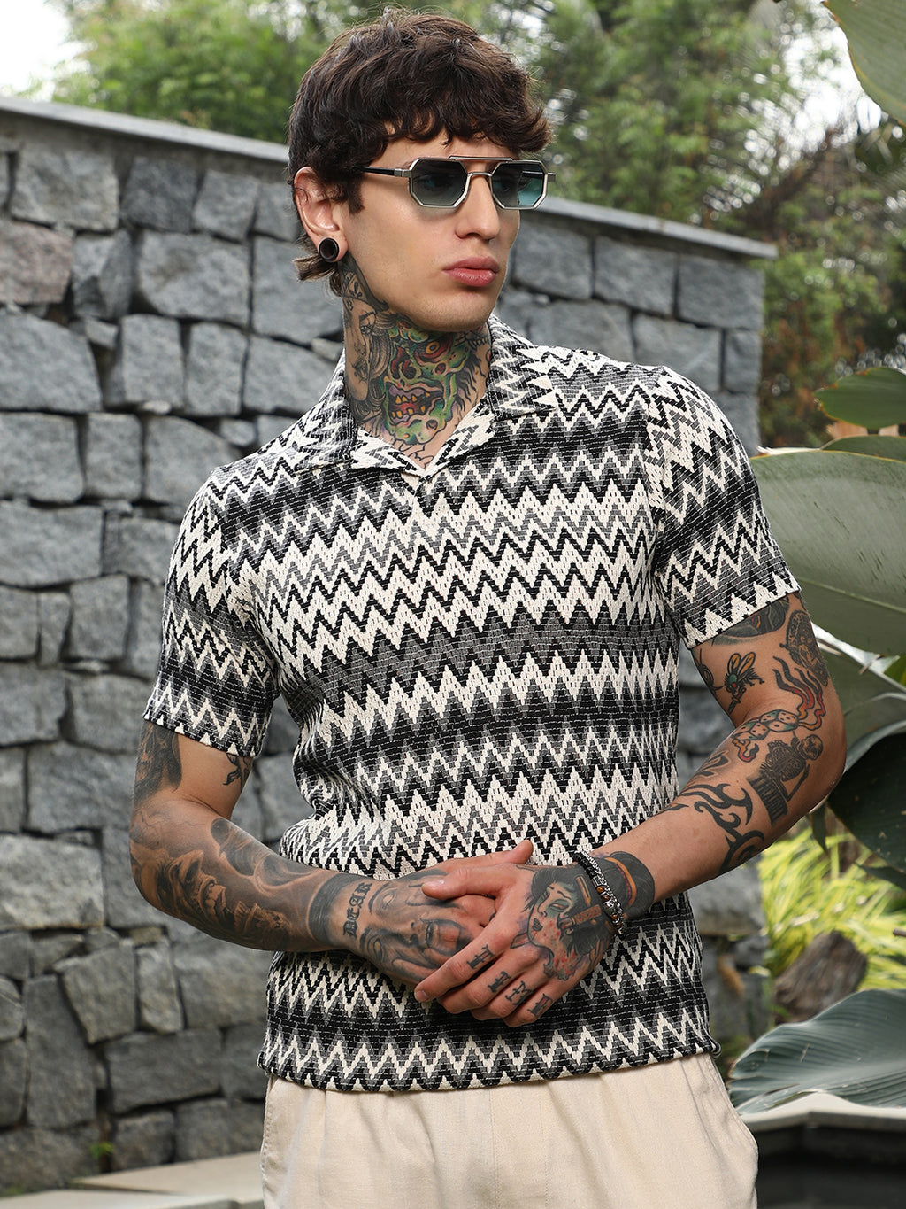 Zig-Zag Knit Polo T-Shirt