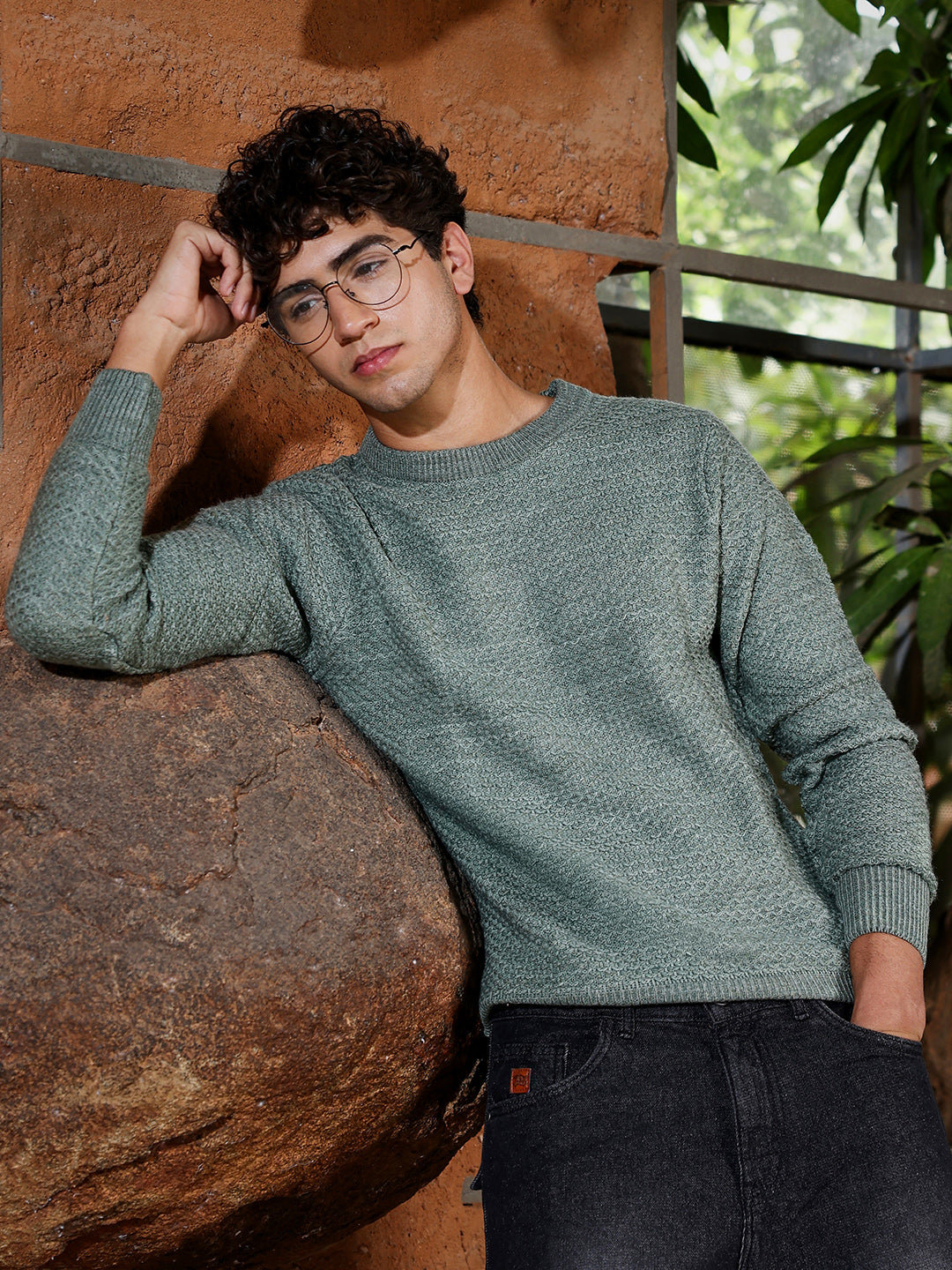 Textured Knit Pullover Sweater