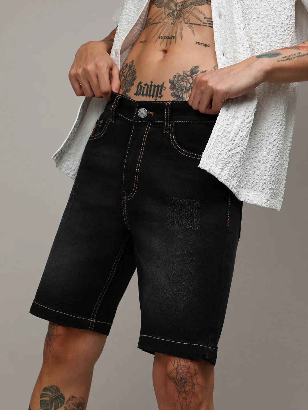 ₹899 | Campus Sutra men's Black Solid Denim Shorts - Campussutra ₹899 | Campus Sutra men's Black Solid Denim Shorts - Campussutra