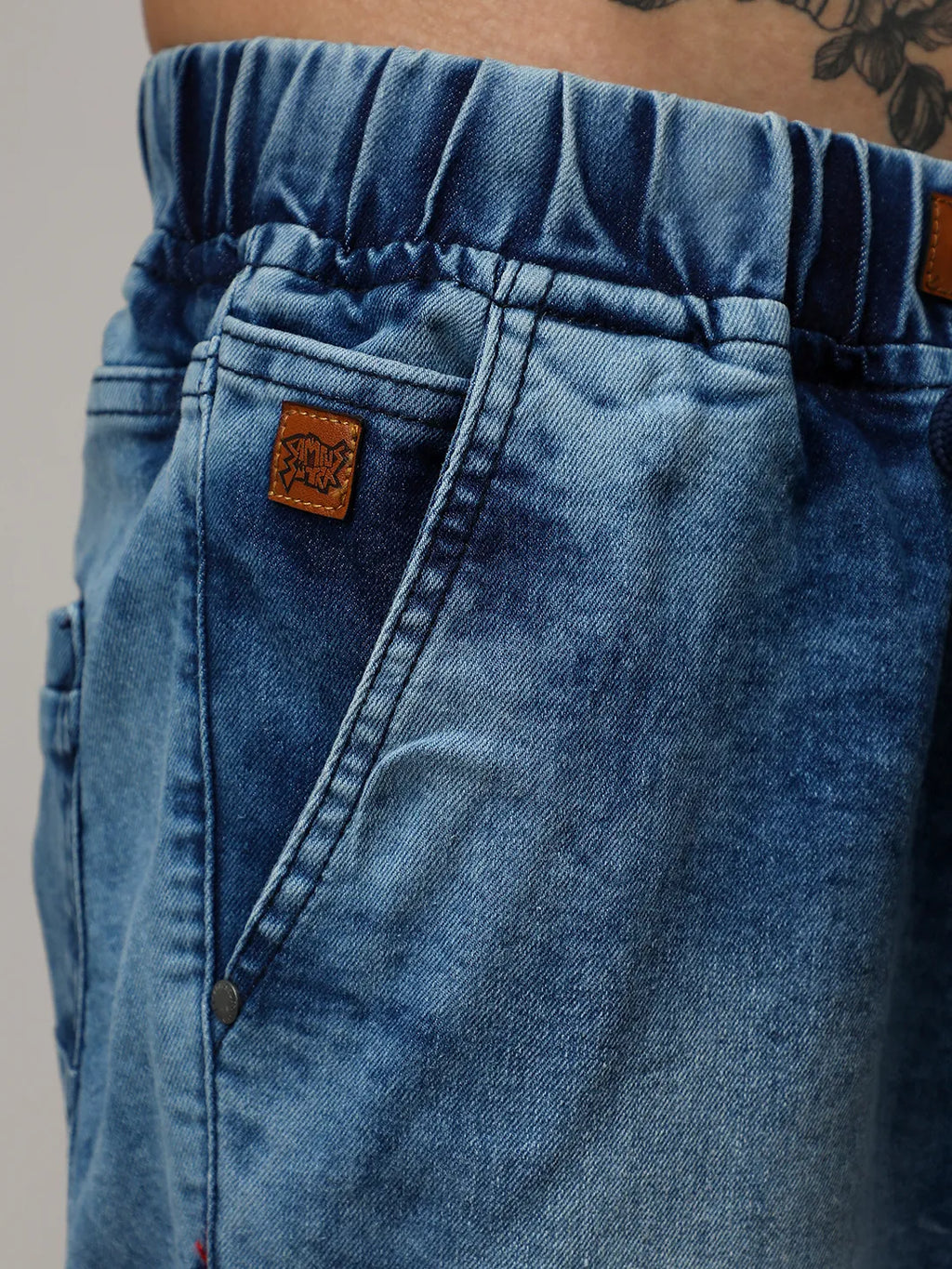 Contrast Stitch Denim Shorts