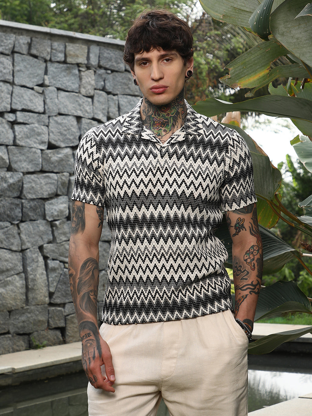 Zig-Zag Knit Polo T-Shirt