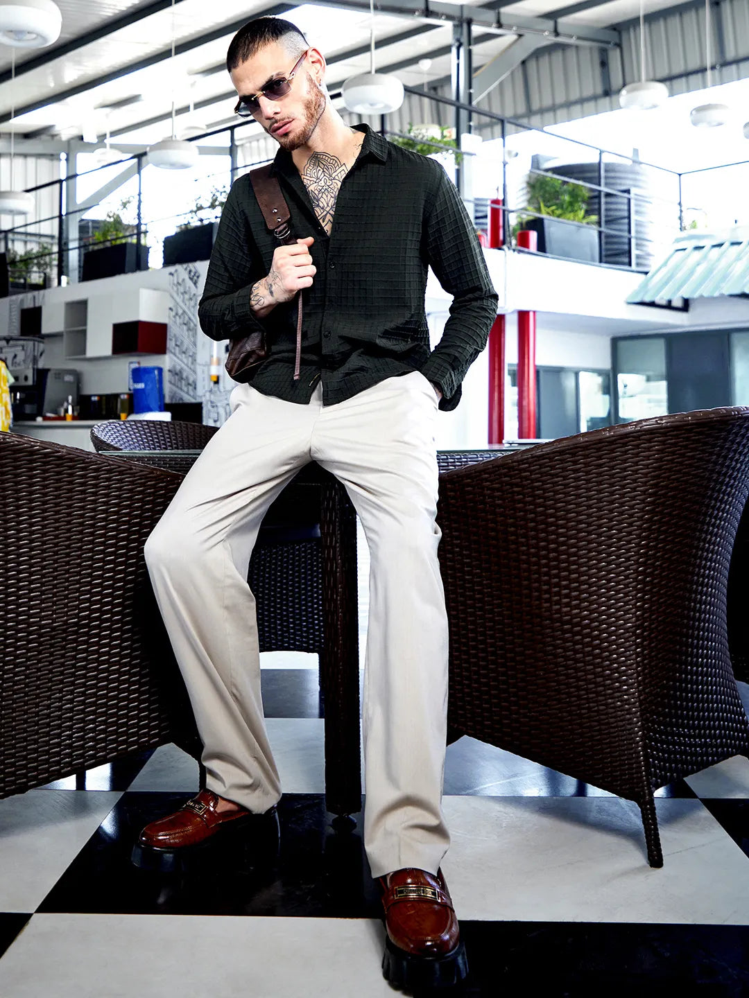 Embossed Graph Check Shirt L - Main Image