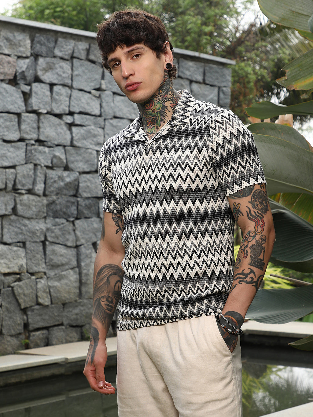 Zig-Zag Knit Polo T-Shirt