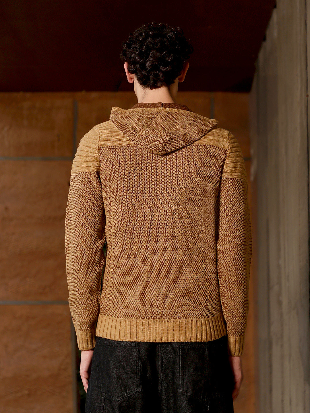 Textured Knit Pullover Sweater