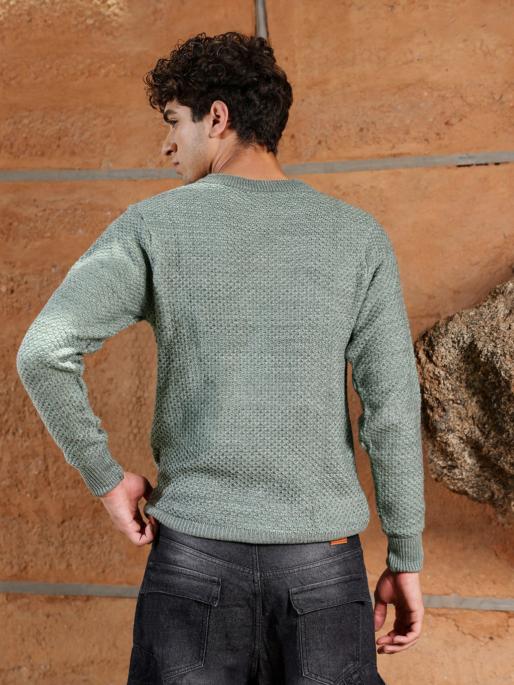 Textured Knit Pullover Sweater