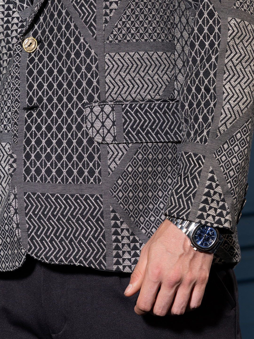 Tailored Geometric-Block Jacquard Blazer