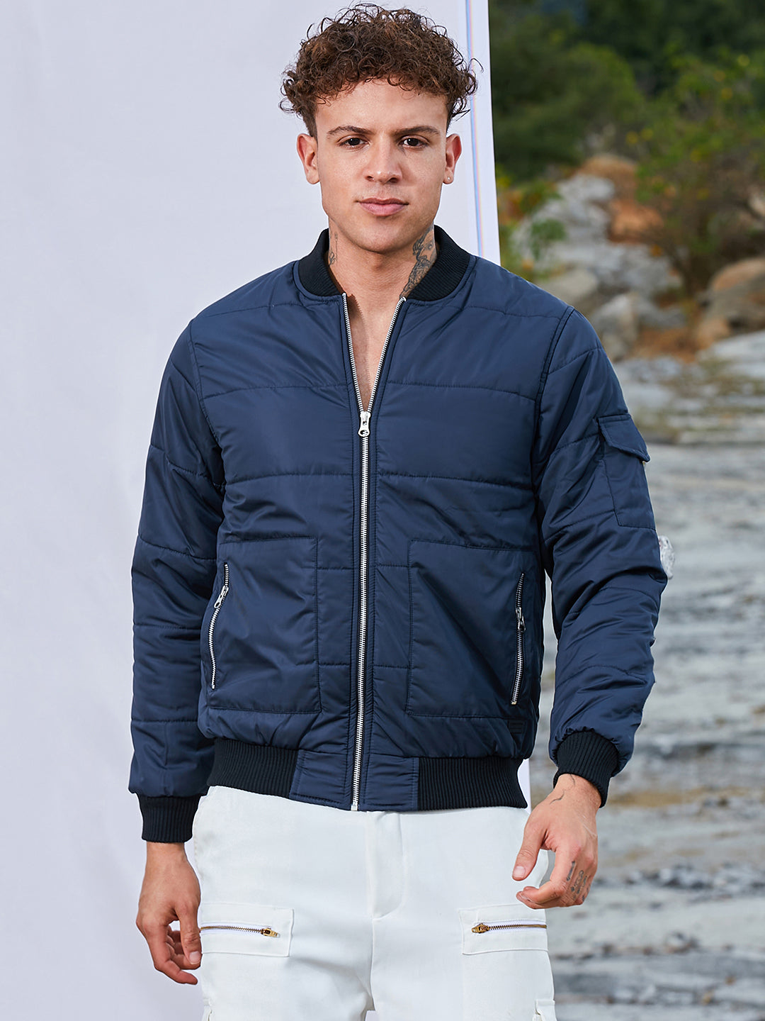 Men's Puffer Jacket With Contrast Hem