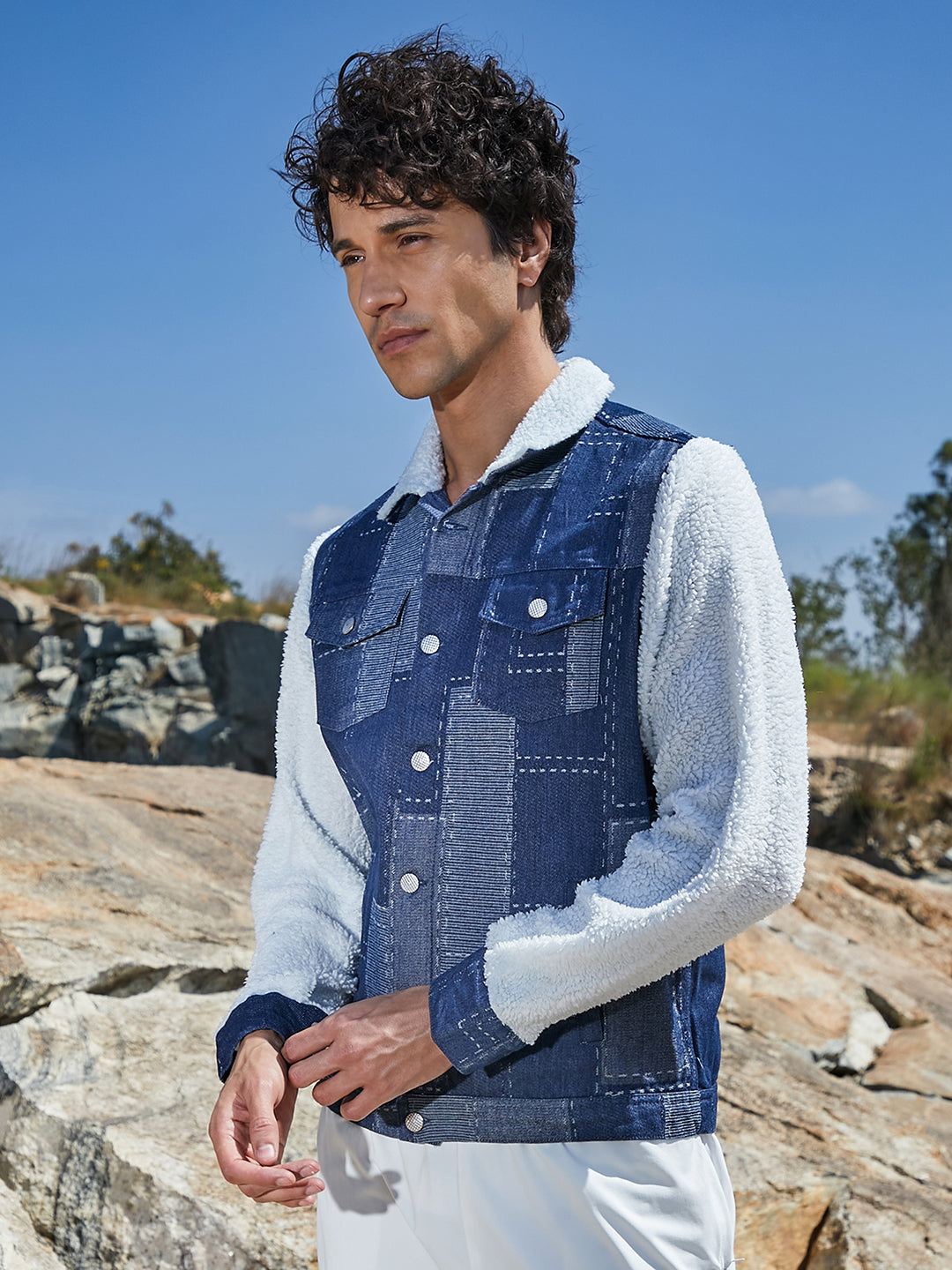 ₹1,749 Campus Sutra men's Navy Blue Chalk White Fleece Block