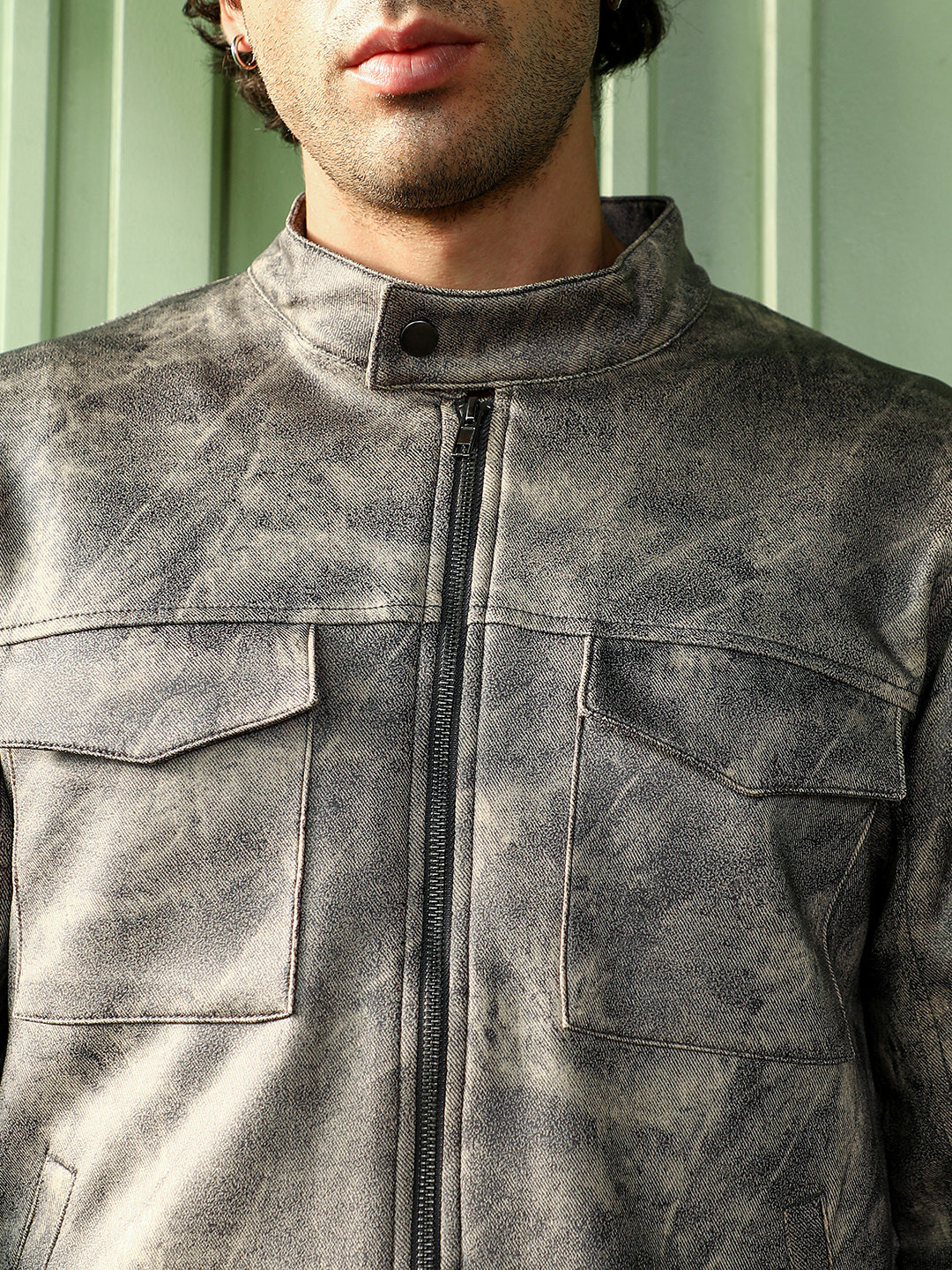 ₹2,499 | Campus Sutra Men's Charcoal Grey Dye Utility-Twill Rider