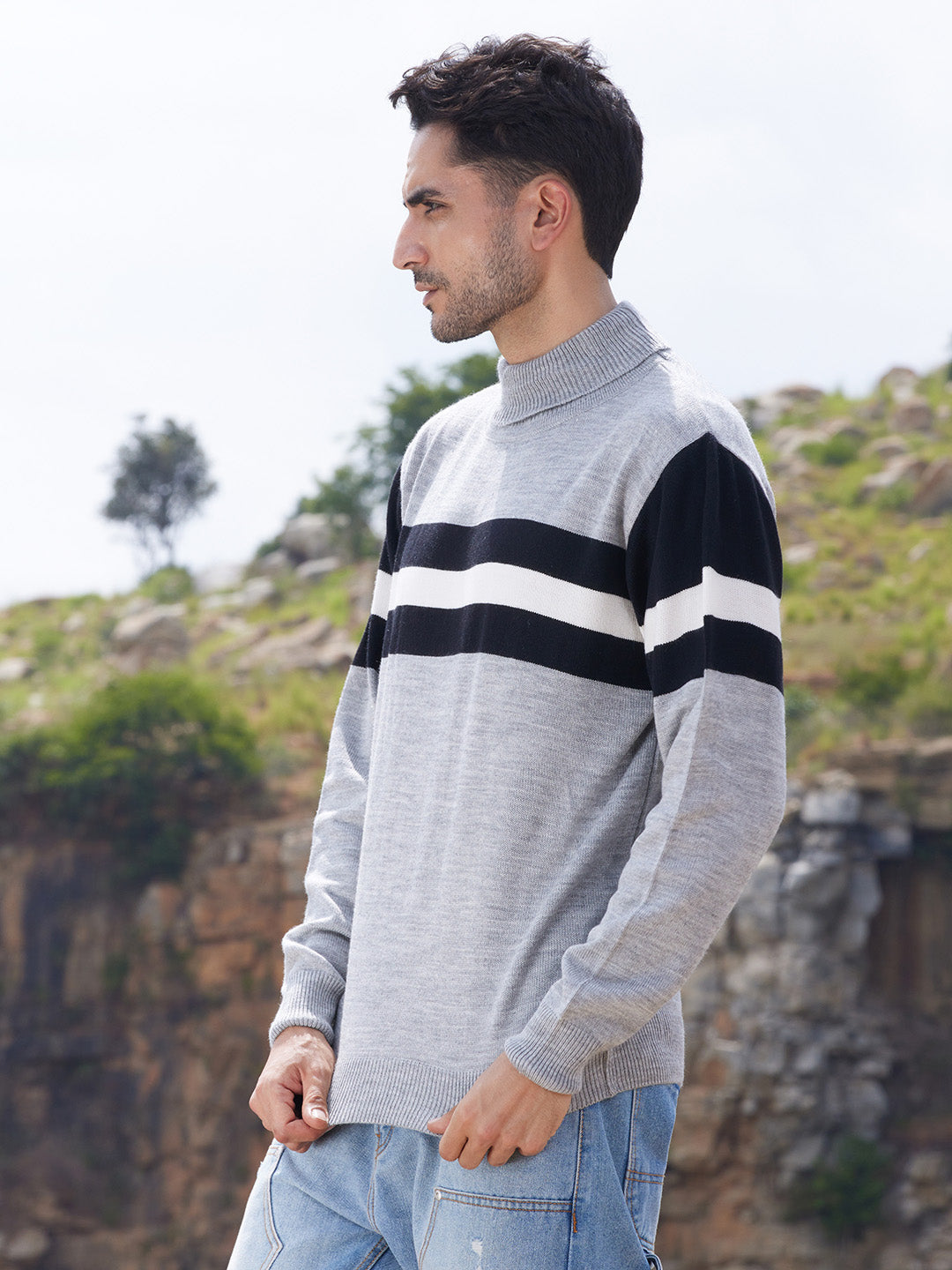 Men's Relaxed Horizontal Striped Pullover Sweater