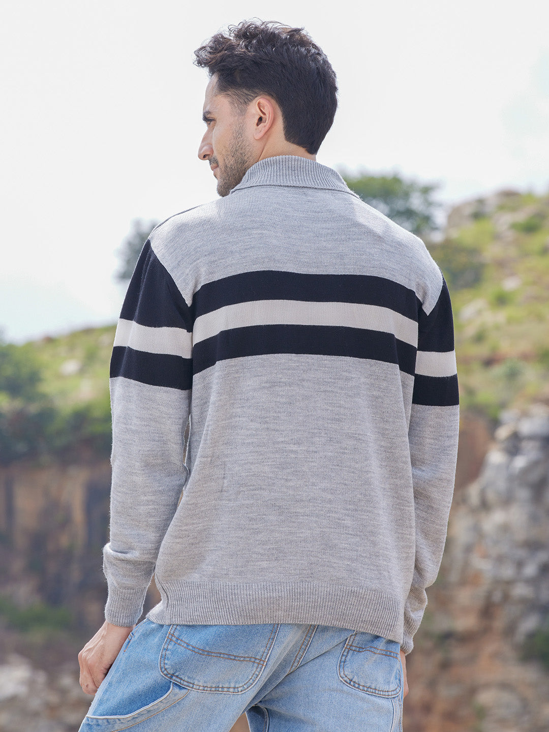 Men's Relaxed Horizontal Striped Pullover Sweater