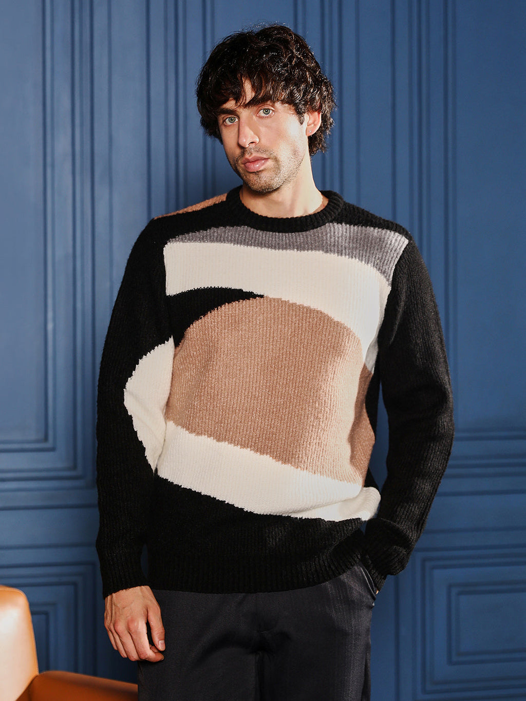 Abstract-Jacquard Pullover Sweater
