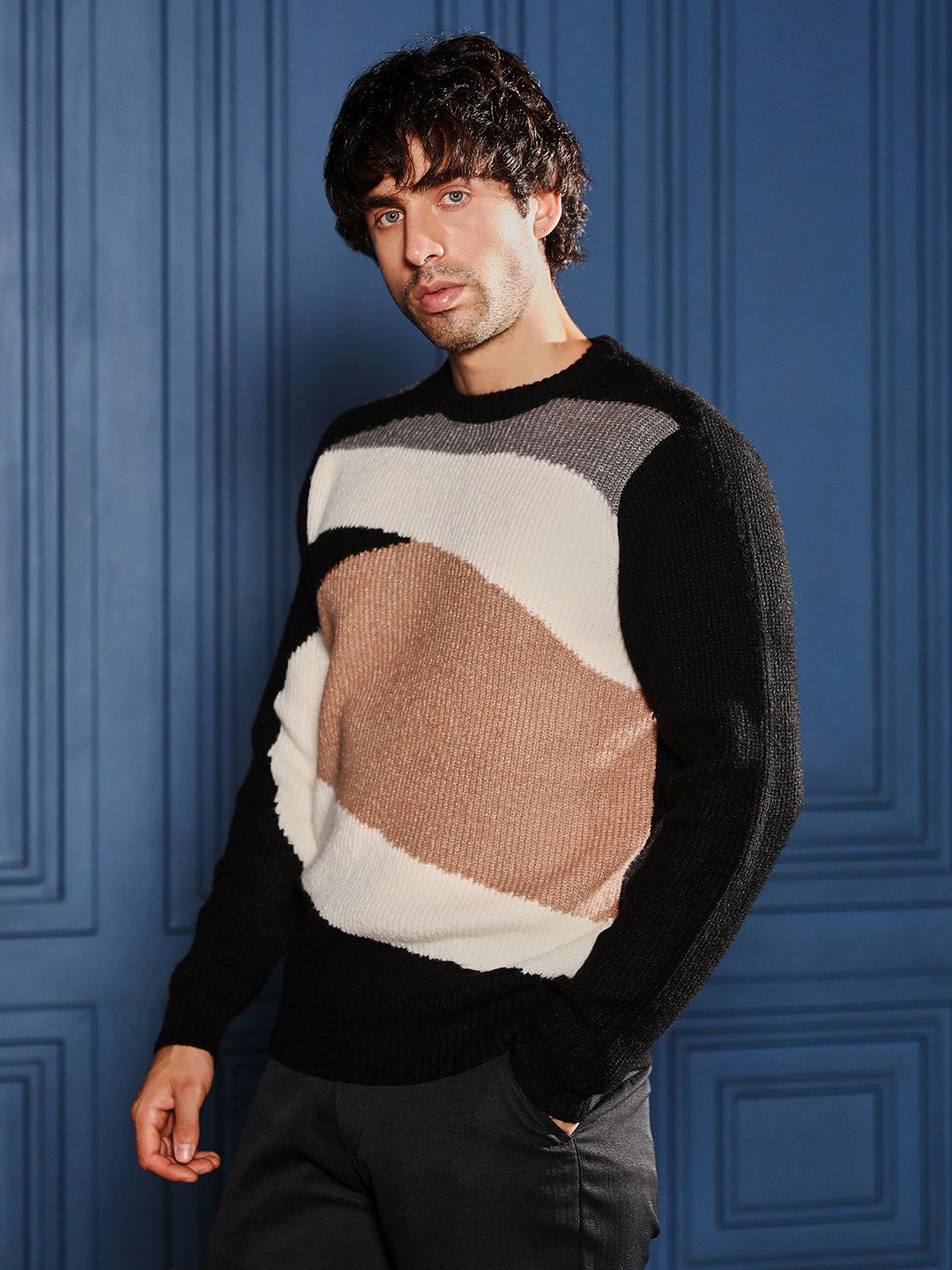 Abstract-Jacquard Pullover Sweater