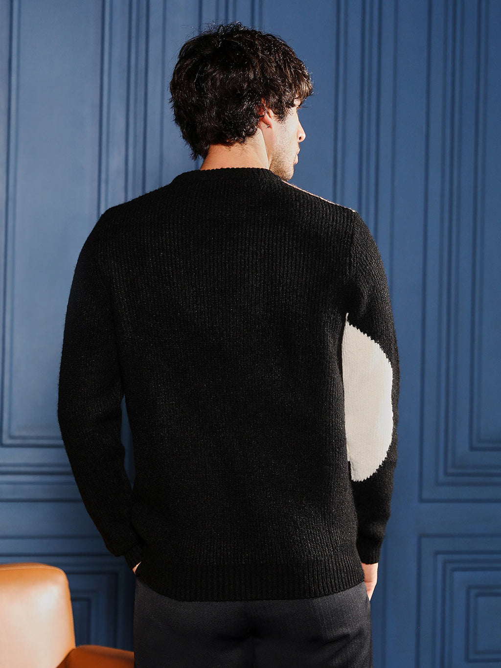 Abstract-Jacquard Pullover Sweater