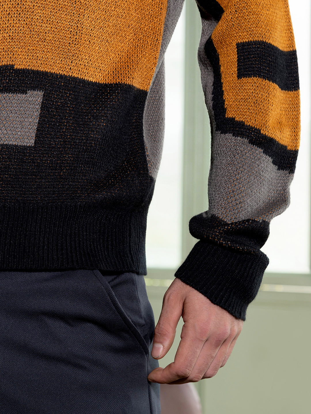 Abstraction-Jacquard Pullover Sweater