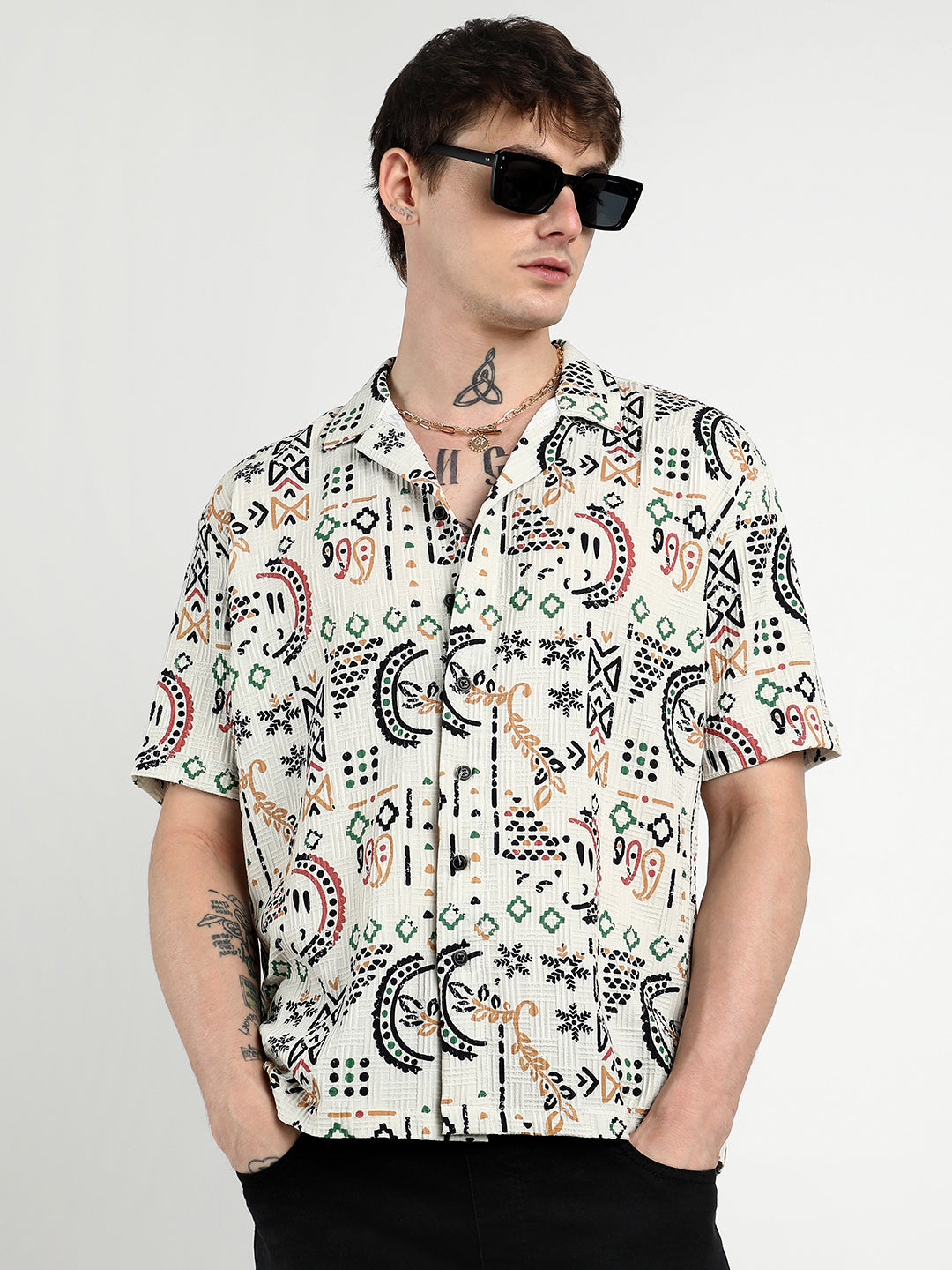 ₹839 Campus Sutra men's Off-White Oversized Bohemian Shirt