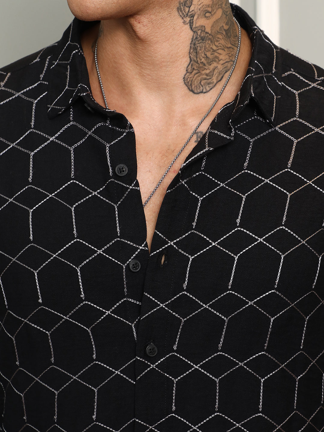 Hexagon-Lined Shirt