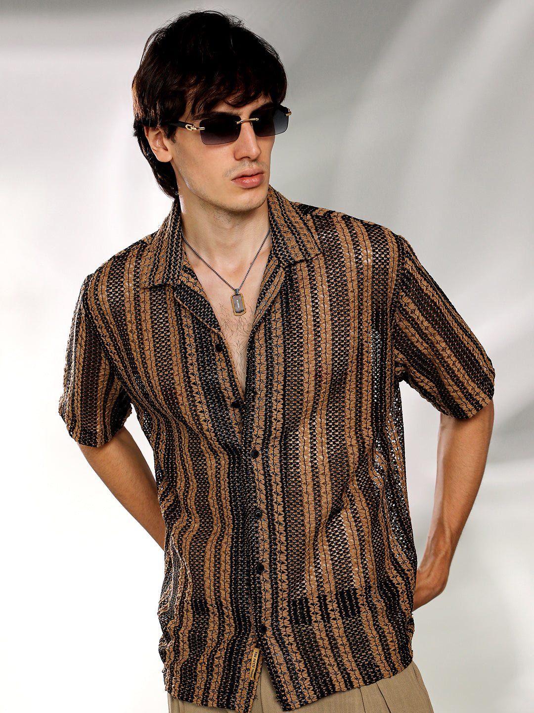 ₹899 | Campus Sutra men's Camel Brown & Midnight Black Multitrack