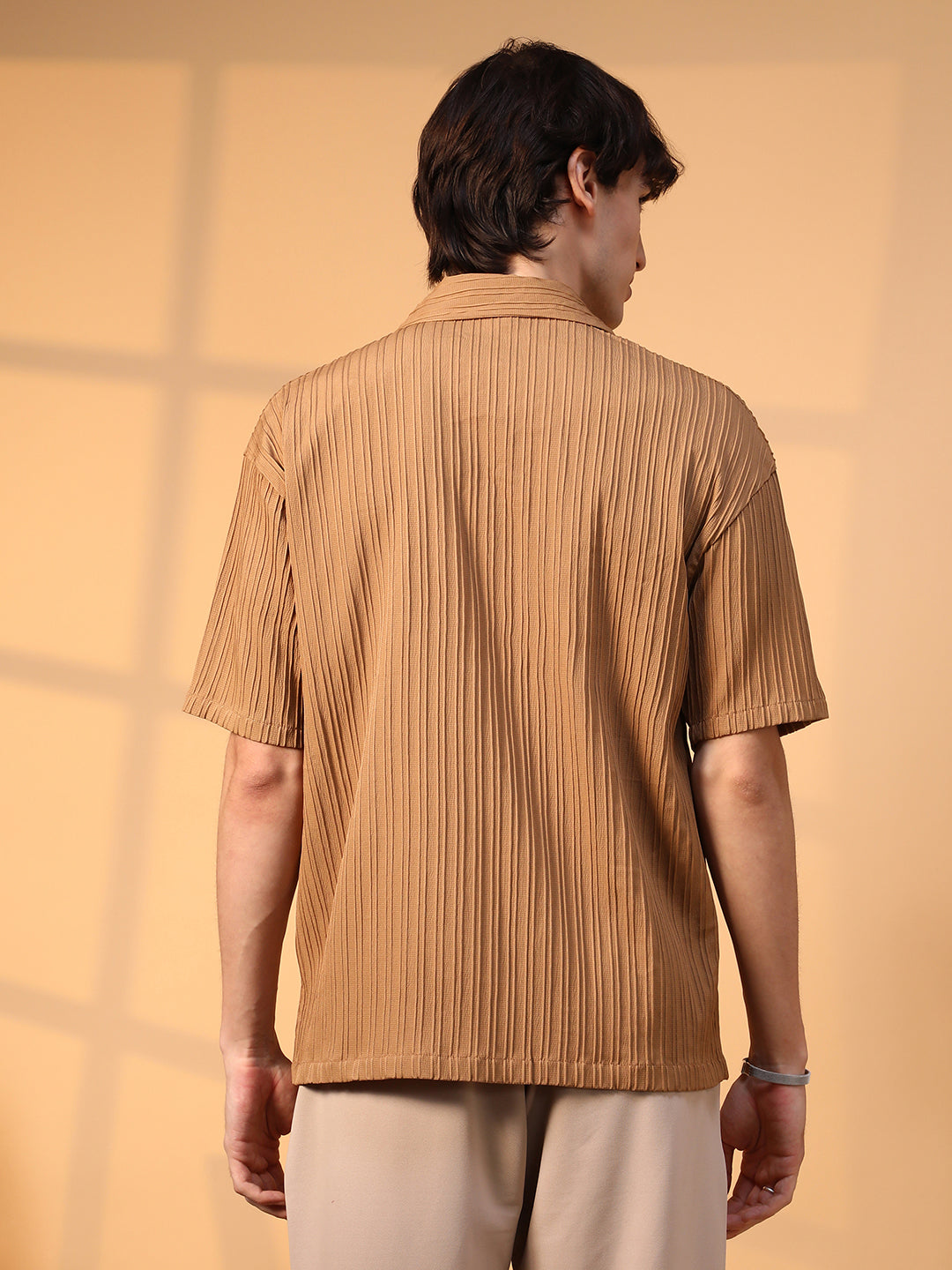 Tactile-Lined Oversized Shirt