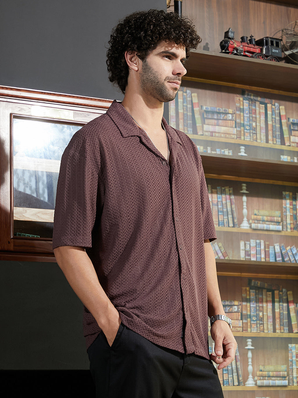 Zigzag-Helix Resort Oversized Shirt