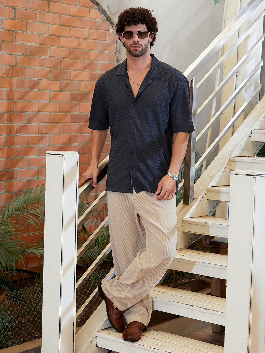 Zigzag-Helix Resort Oversized Shirt