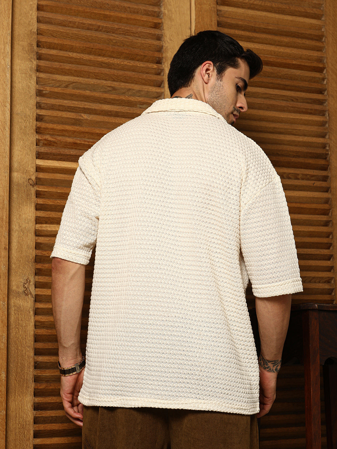 Oval-Tactile Knit Shirt