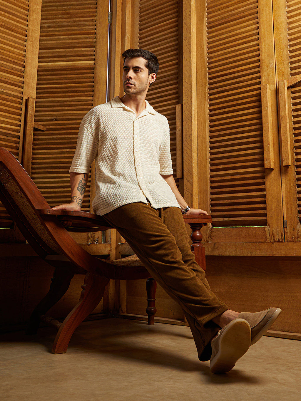 Oval-Tactile Knit Shirt