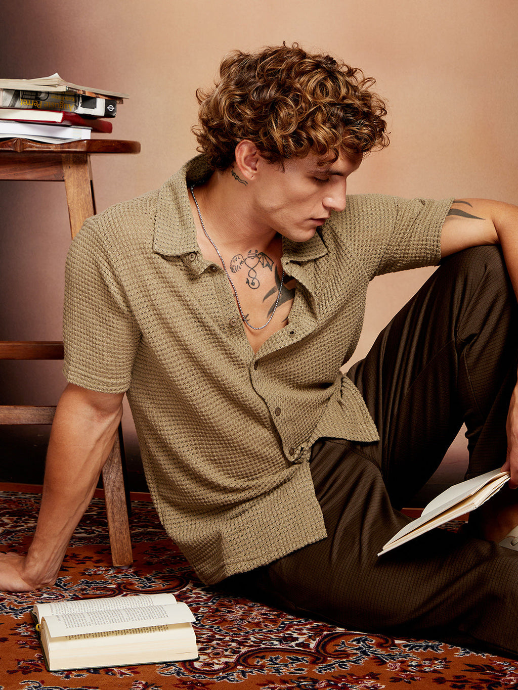 Solid-Knit Oversized Shirt