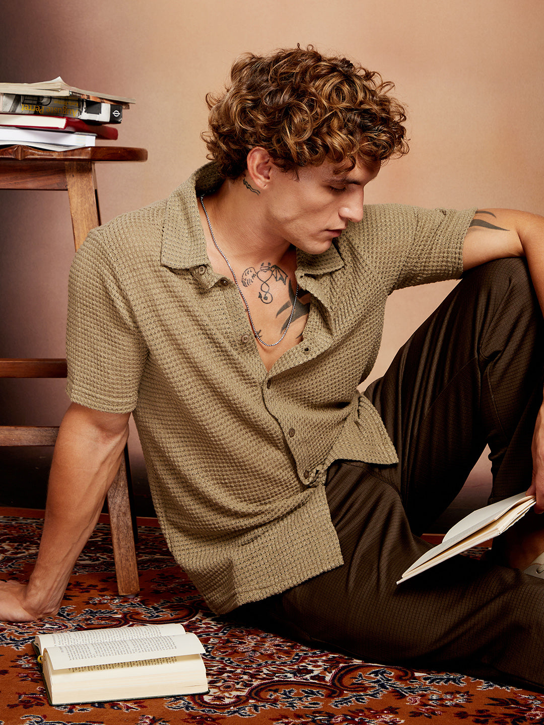 Solid-Knit Oversized Shirt