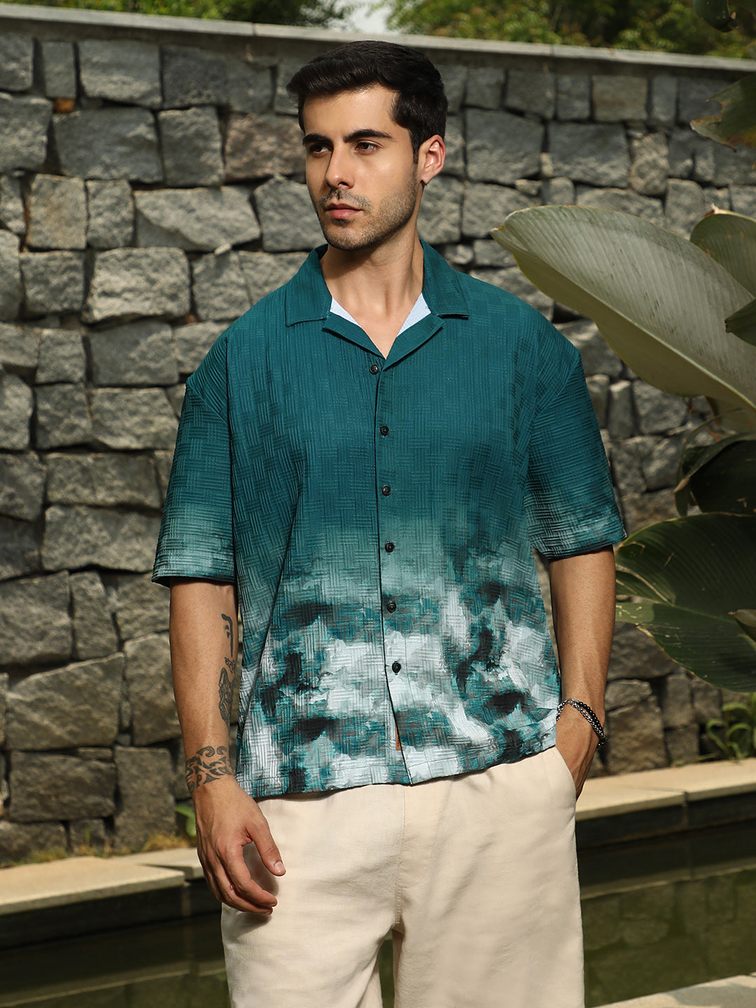 Abstract-Ombre Oversized Shirt