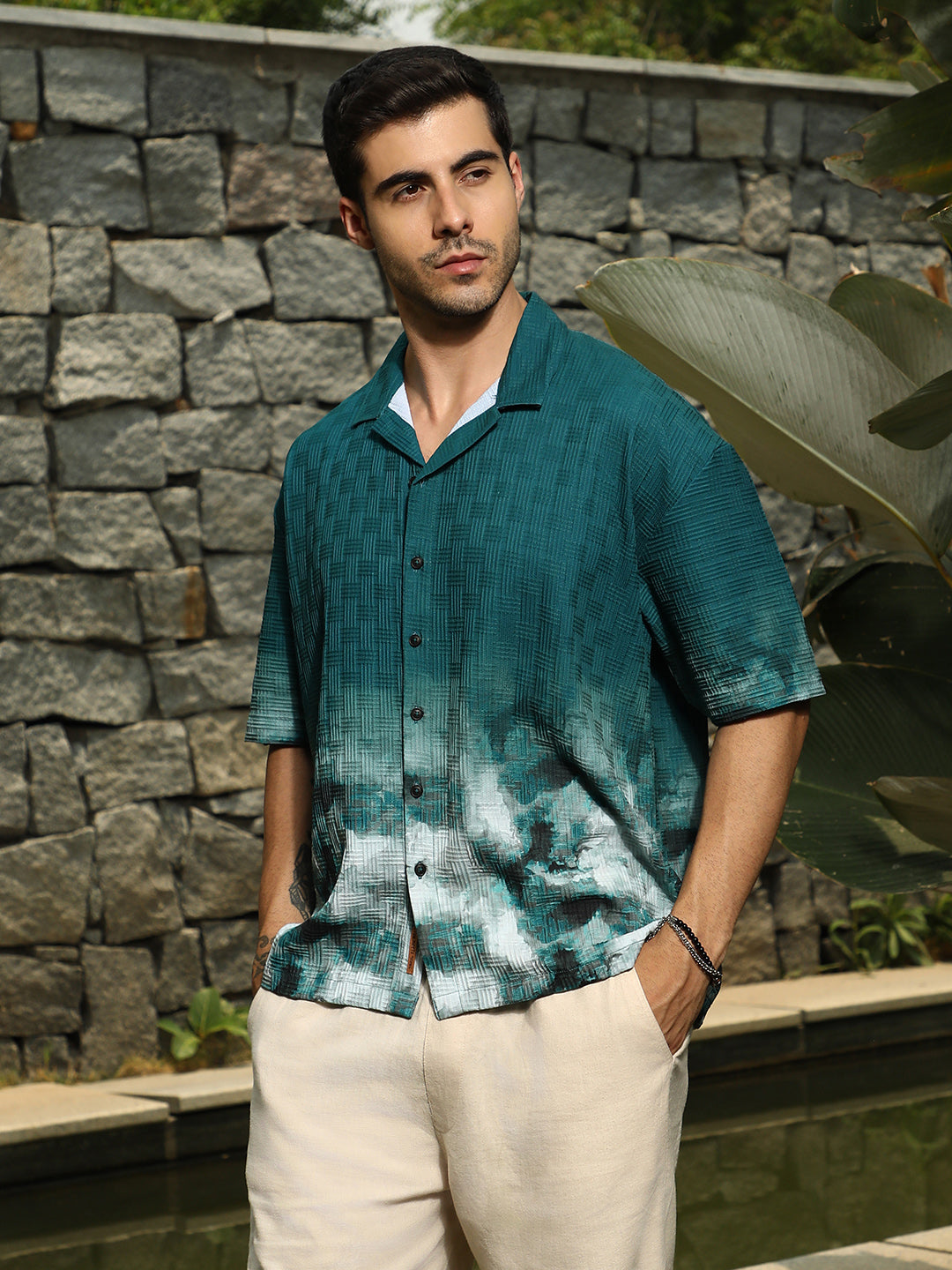 Abstract-Ombre Oversized Shirt