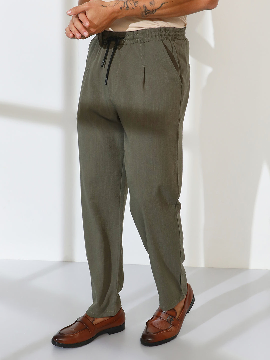 Straight-Fit Linen-Blend Trousers