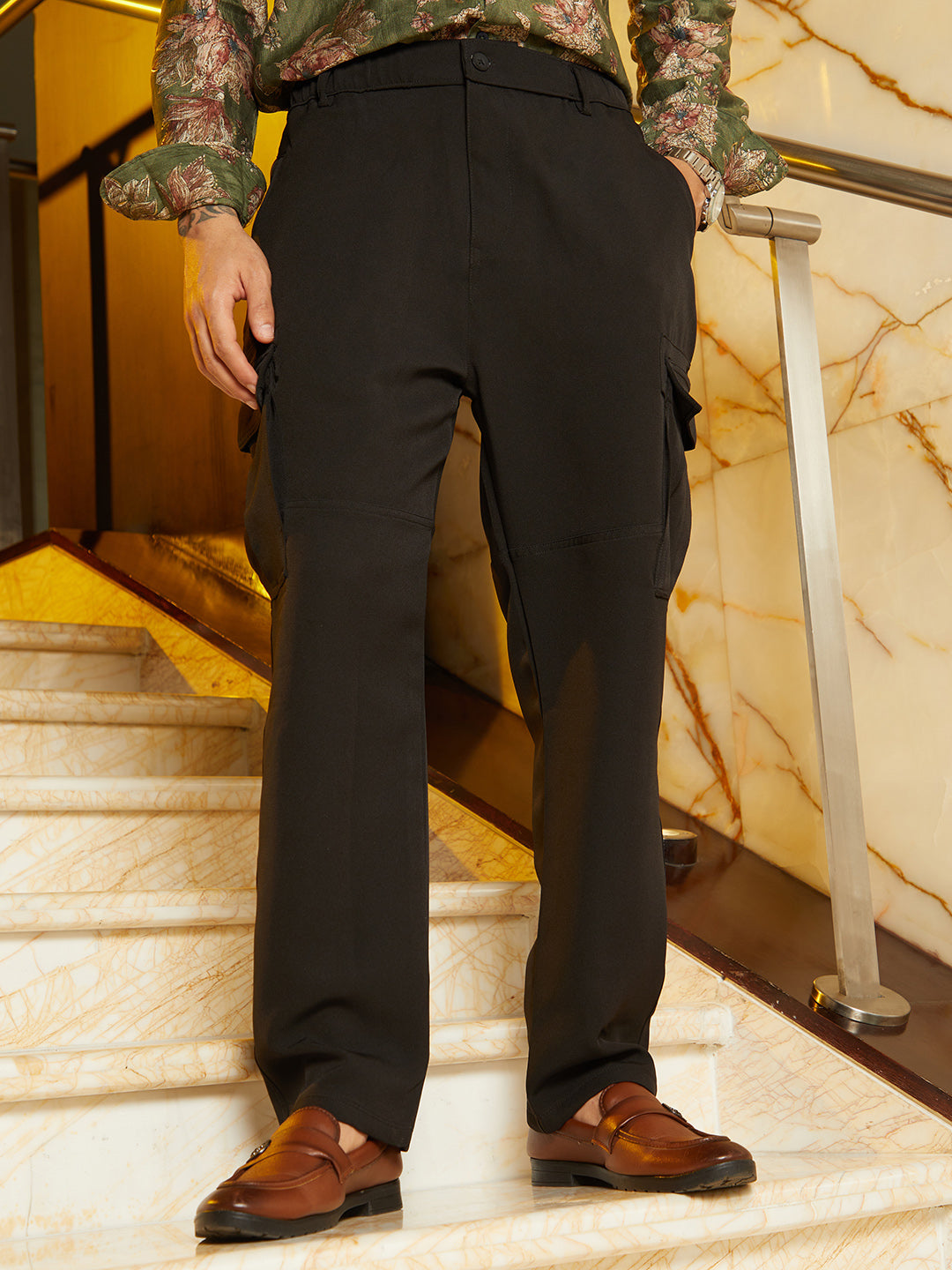 Straight-Fit Cargo Trousers