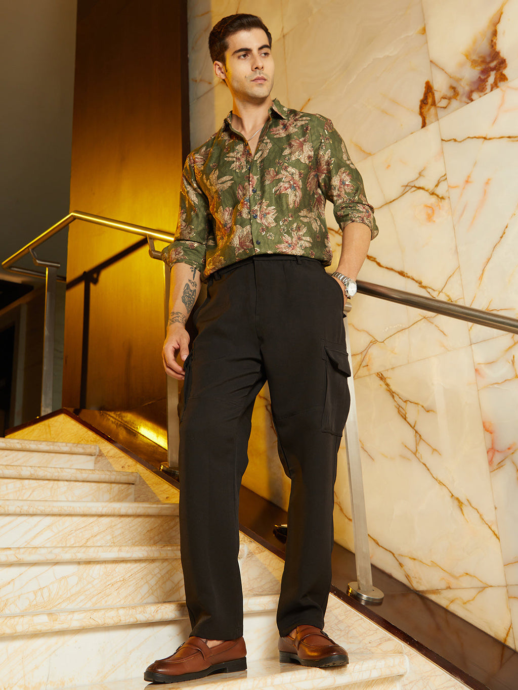 Straight-Fit Cargo Trousers