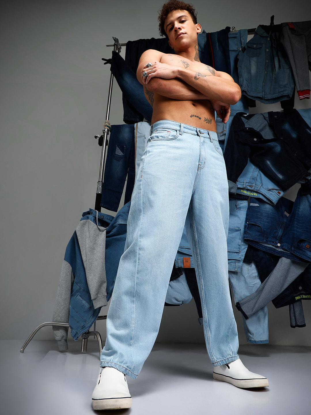 Semi-Tapered Relaxed Denim Jeans