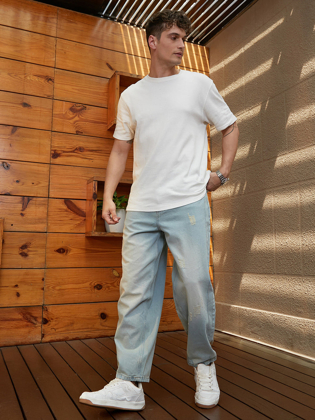 Light-Wash Baggy Denim Jeans