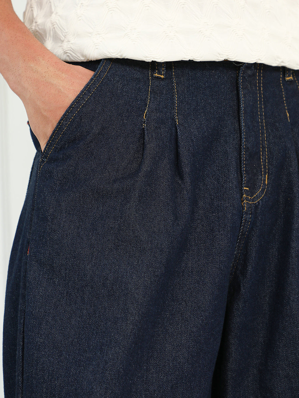 Dark-Wash Pleated Denim Jeans