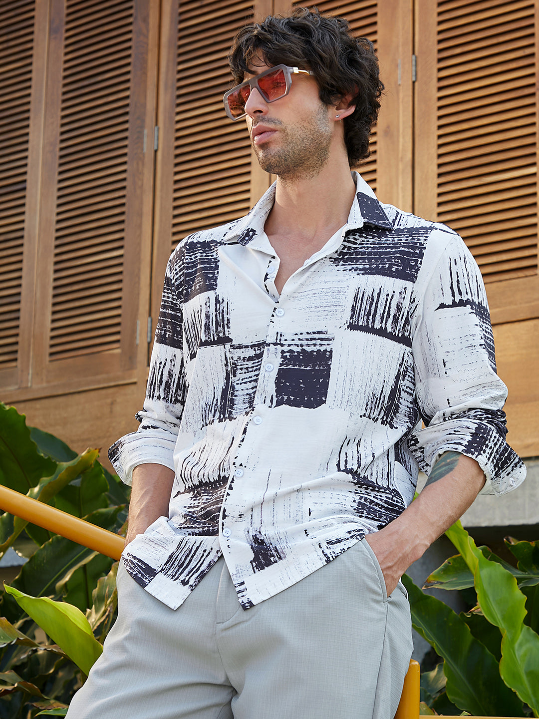 Contrast-Fade Imprint Shirt