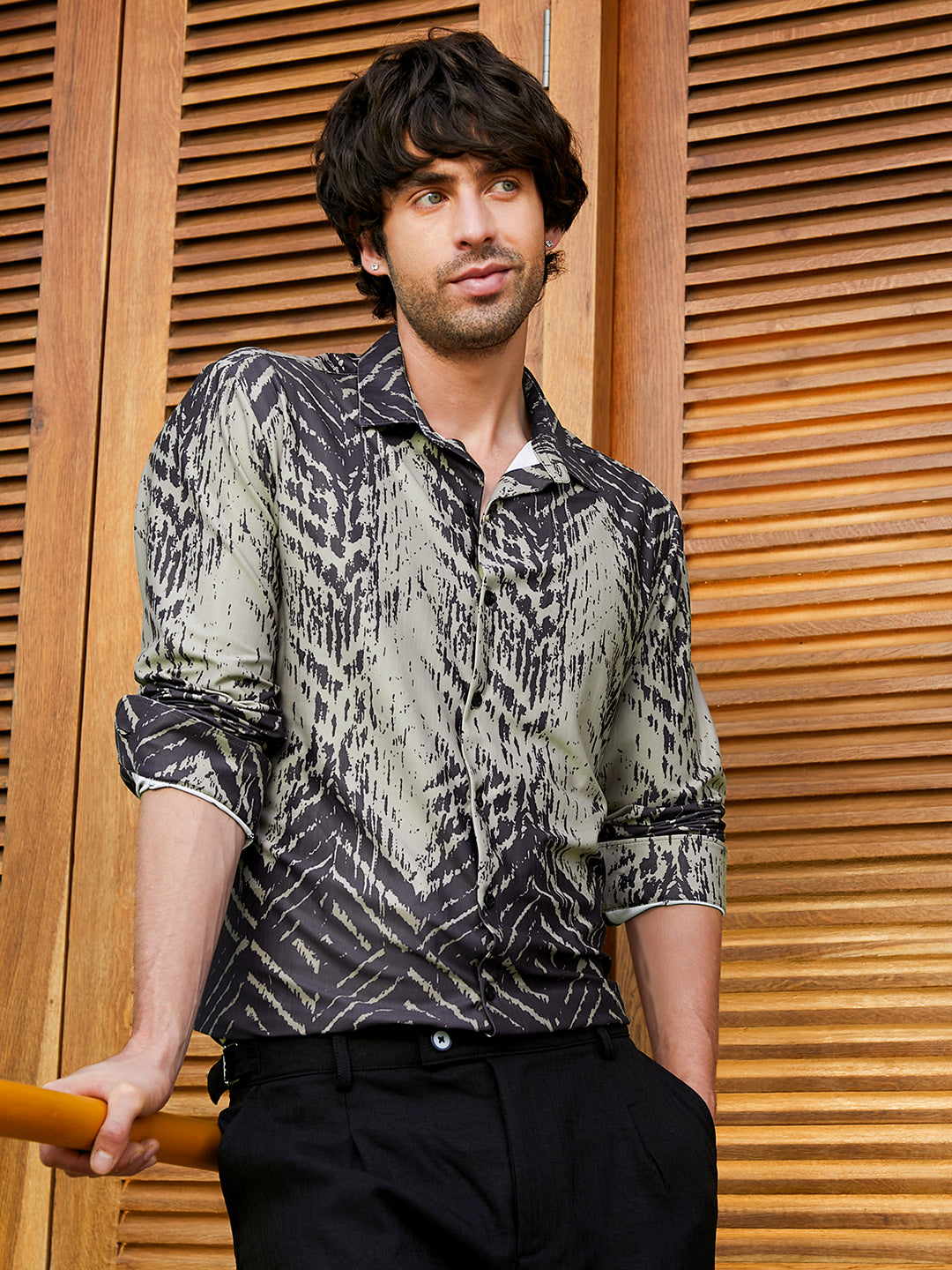 Faded-Chevron Imprint Shirt