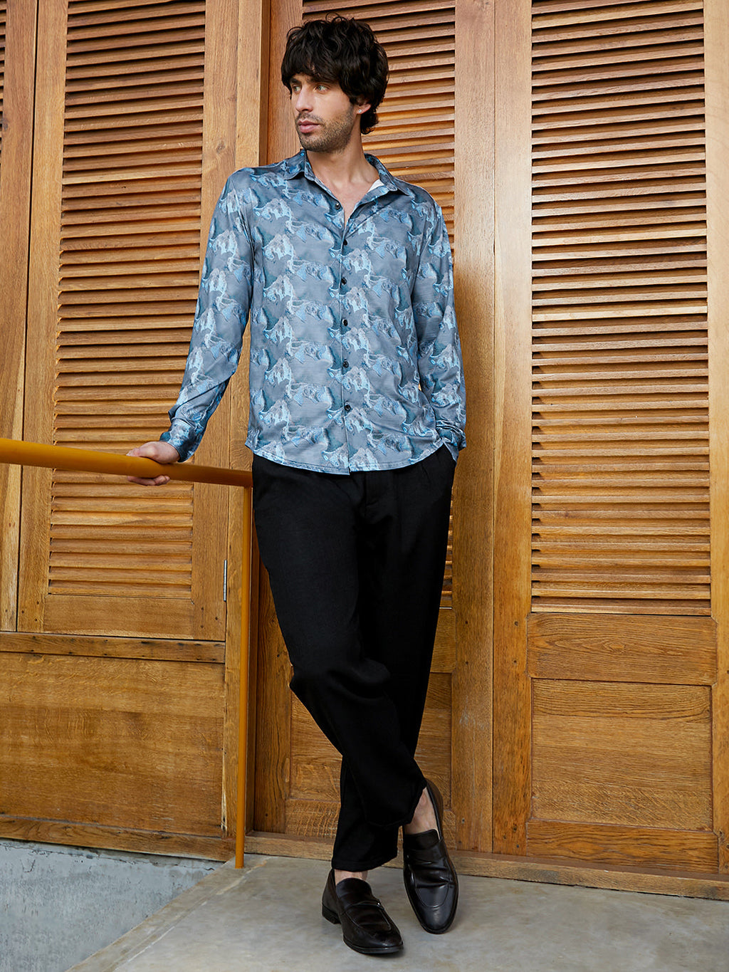 Panel-Swirl Imprint Shirt