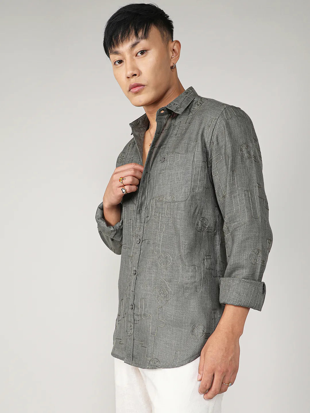 Embroidered One-Lined Shirt