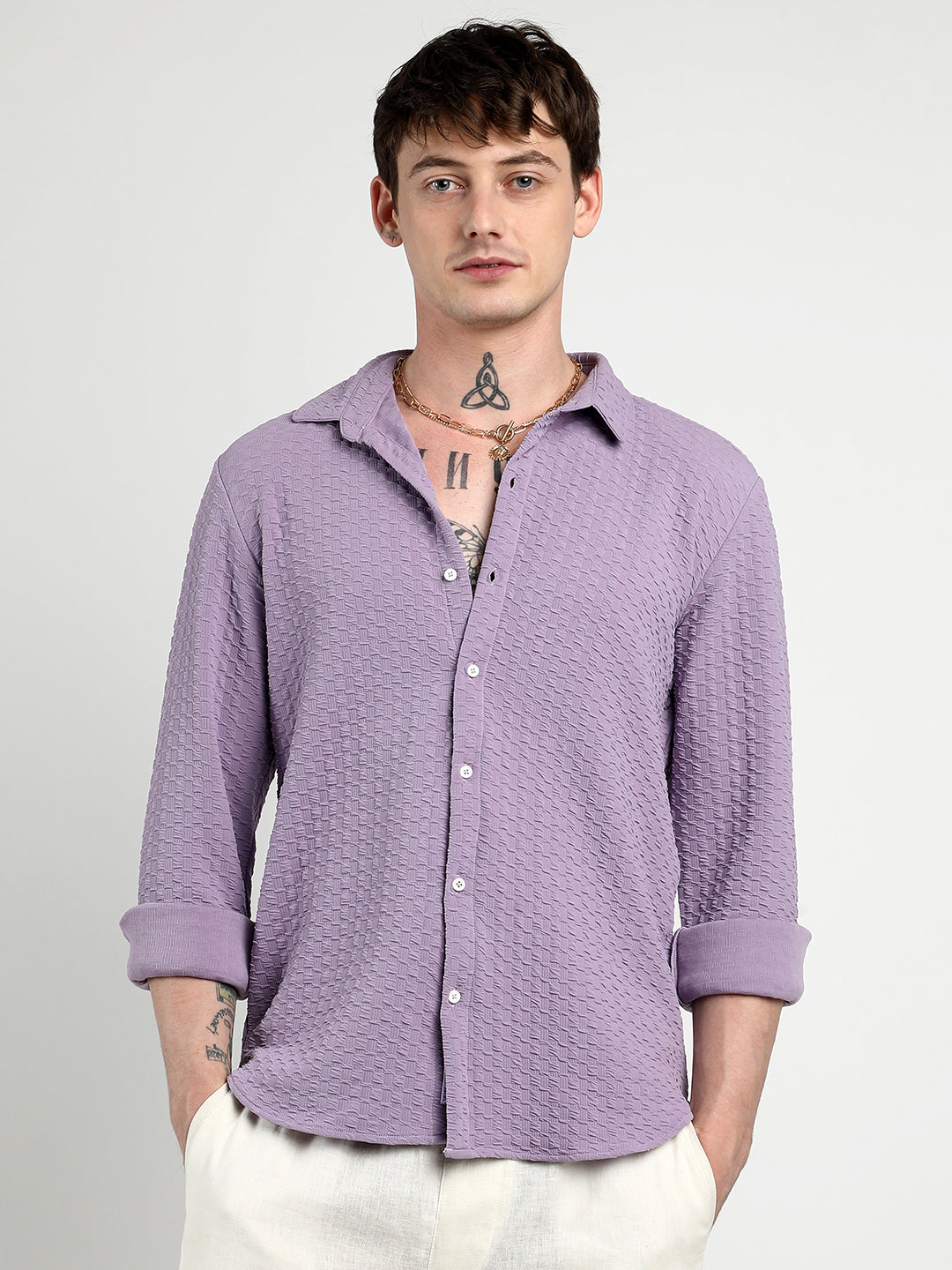 ₹899 | Campus Sutra men's Lilac Ripple Box Shirt - Campussutra