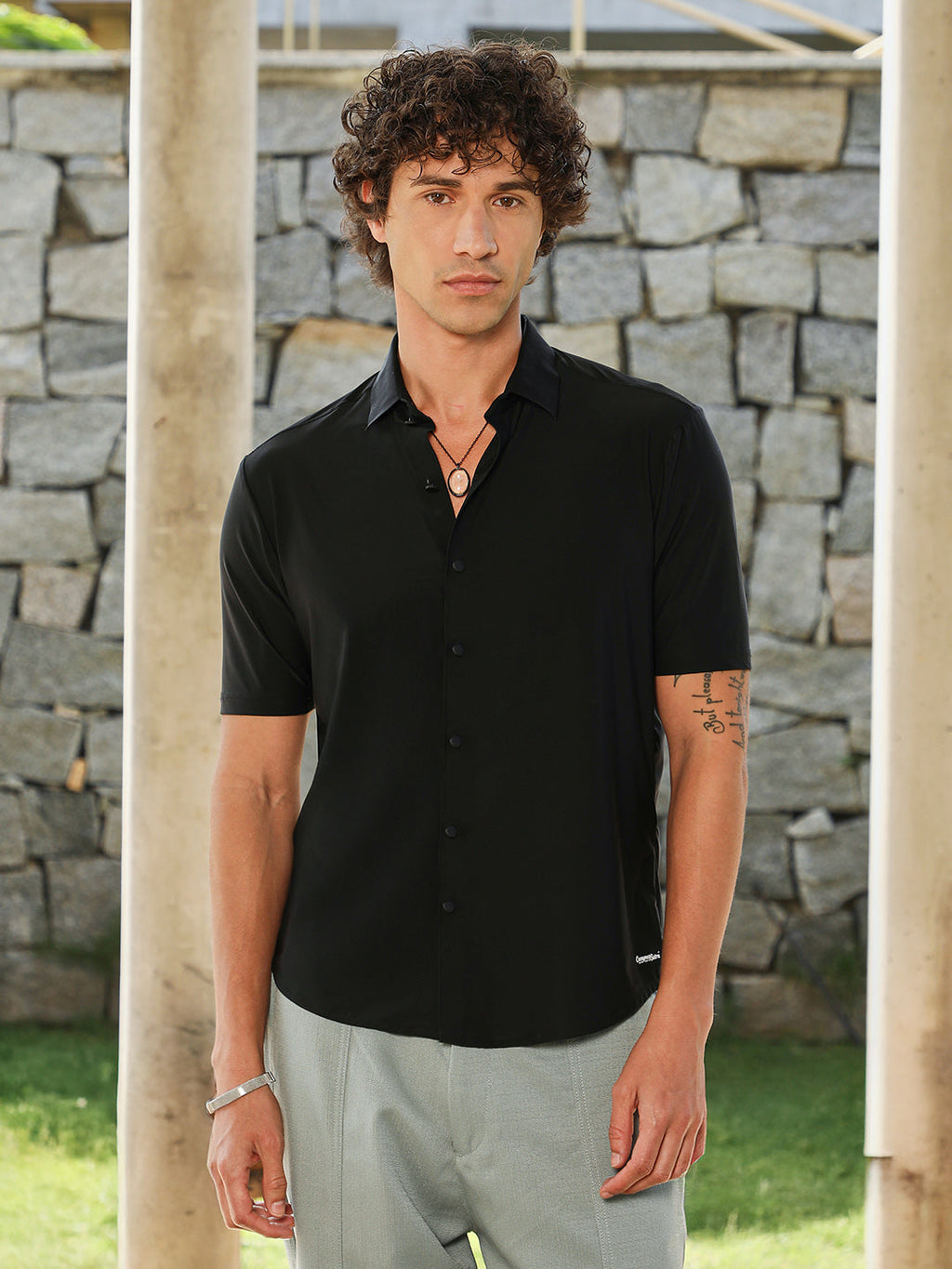 Seamless Solid Shirt