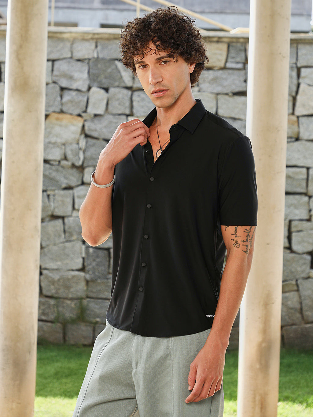 Seamless Solid Shirt