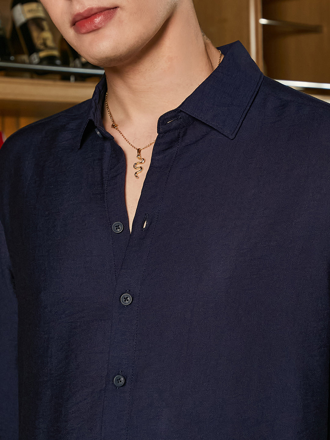 ₹949 | Campus Sutra men's Navy Blue Breezy Wrinked Shirt