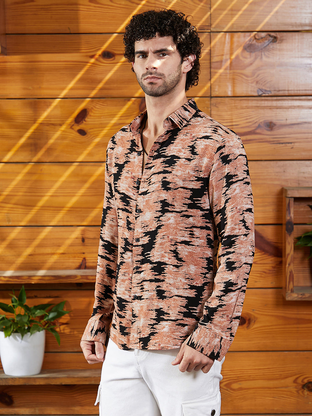 Contrast-Scuff Shirt