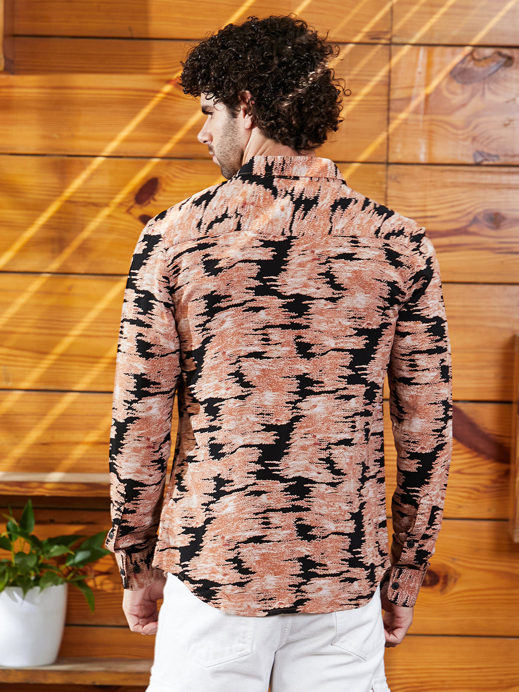 Contrast-Scuff Shirt