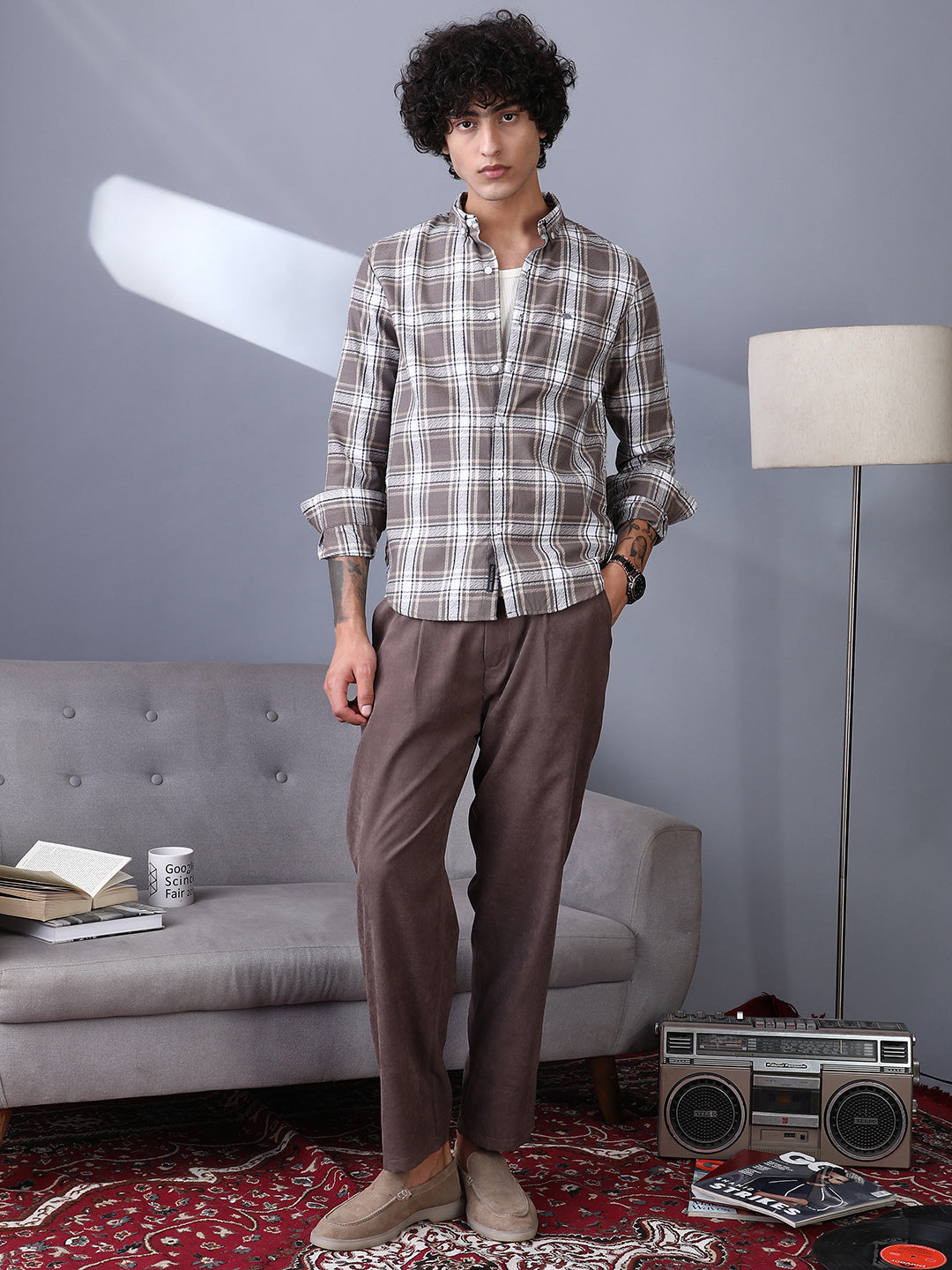 Halo-Graph Regular Shirt