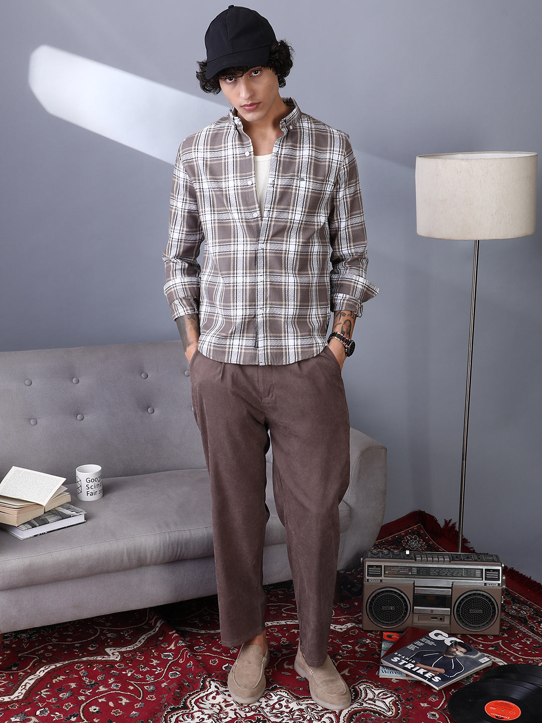 Halo-Graph Regular Shirt