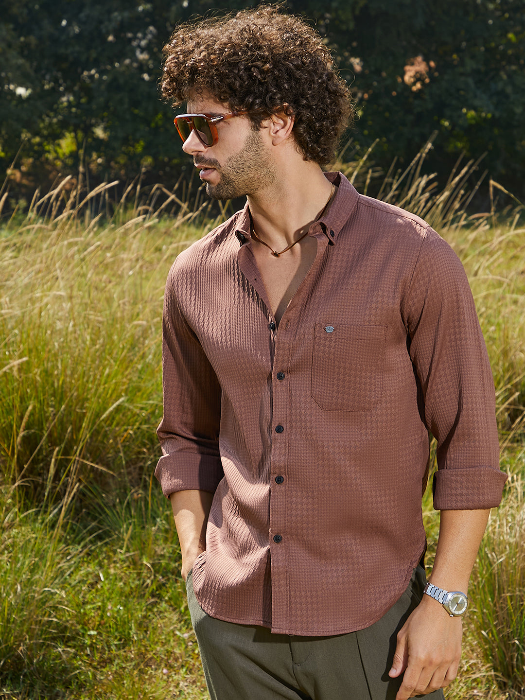 ₹899 | Campus Sutra men's Sienna Brown Houndstooth-Tactile Shirt